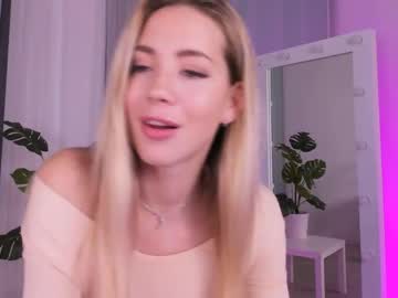 free nude cam girl emmi_rosee image #640725