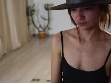 free nude cam girl ellelure_ image #6987559