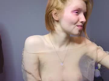 ginger_hugs cosplay cam
