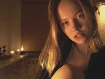 free nude cam girl bibi_it_is image #3114684
