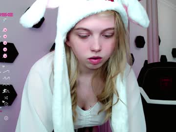 free nude cam girl small_blondee image #4200696