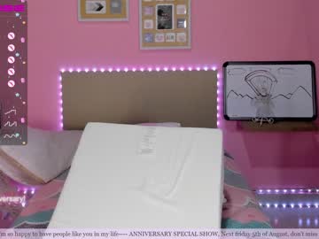 free nude cam girl little_effy18 image #2340769
