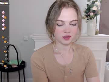 free nude cam girl small_blondee image #2869011