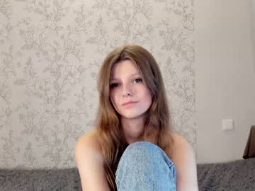 free nude cam girl alainaestrada image #5494579