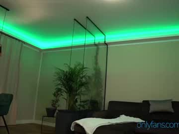 free nude cam girl aalliss image #1268402