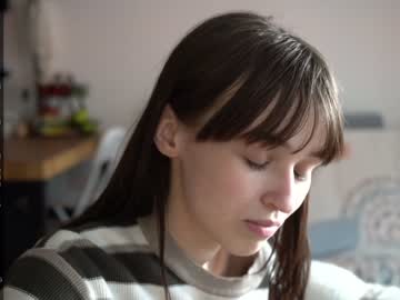 free nude cam girl diruriru image #6783829