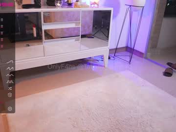 free nude cam girl swt_molly image #3494596