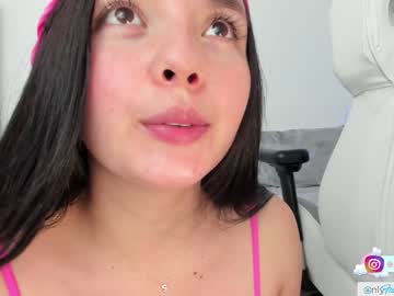 free nude cam girl pavlovacoluccii_ image #5212372