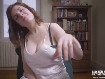 free nude cam girl claire_moulin image #1013638