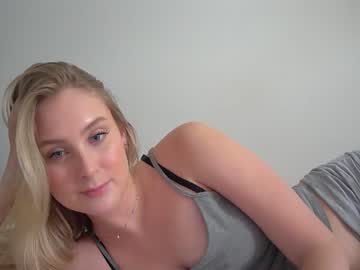 free nude cam girl bellaryderr image #6799554