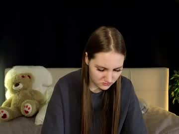 enchanting_ella cosplay cam