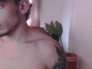 free nude cam man fratguysonline image #3148294