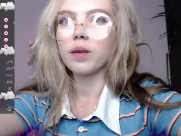 free nude cam girl small_blondee image #2581940