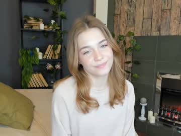 free nude cam girl thomashelena image #1235682