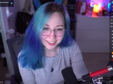 free nude cam girl blue_mooncat image #4676402