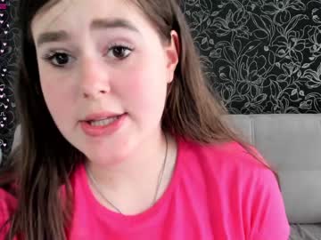 free nude cam girl emilia_me image #1216094