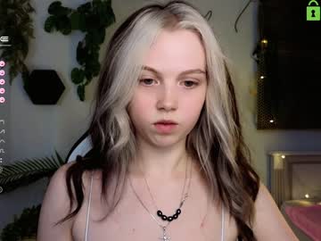free nude cam girl small_blondee image #4812486