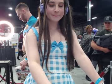 free nude cam girl arielking69 image #2914205