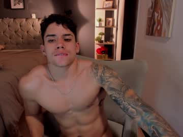 free nude cam man mike_montoya image #2079133