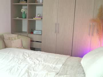 free nude cam girl veroniqe_lounge image #5391865
