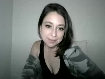 free nude cam girl ilovelucylola image #1440017