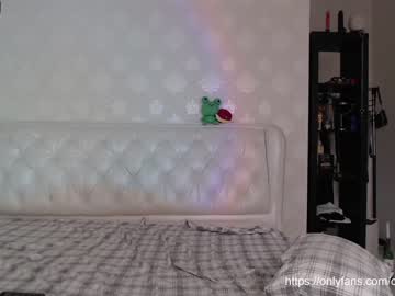 free nude cam girl _mllymoore_ image #2277082