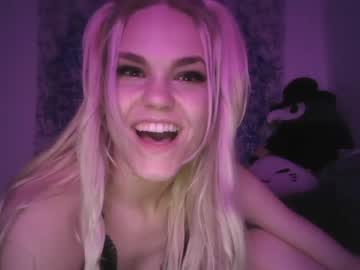 free nude cam girl maevemaddox image #2892471