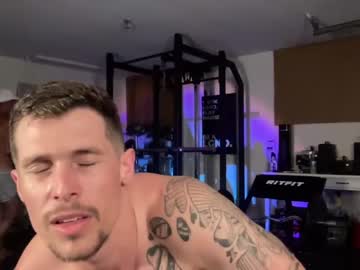 free nude cam man browneyedmuscleboy32 image #6906715