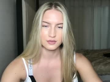 free nude cam girl thezabrina image #2827654