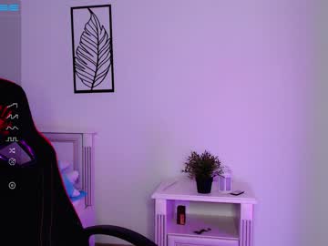 free nude cam girl small_blondee image #3750314
