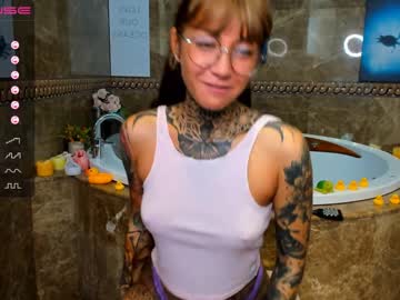 free nude cam girl nickyneck image #288236