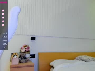 free nude cam girl hee_jin image #1580231