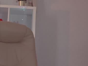 free nude cam girl mia_milagros image #1336197