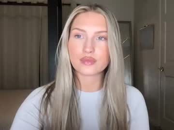 free nude cam girl thezabrina image #998212