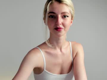 free nude cam girl yournaughtymiss image #2054515
