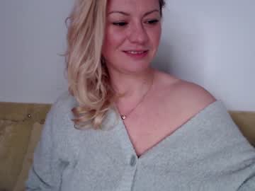 free nude cam girl kiradivine image #1685179