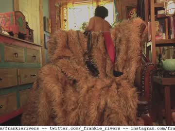 free nude cam girl _frankie_rivers image #4394927