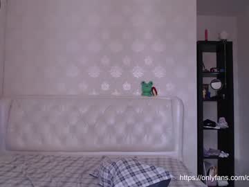 free nude cam girl _mllymoore_ image #2256852