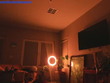 free nude cam girl doubedeesarai image #3144505