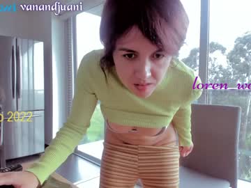 free nude cam girl vanandjuani image #980866