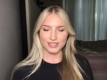 free nude cam girl thezabrina image #2949465