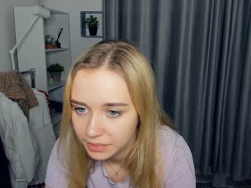 free nude cam girl fresh_cherries image #5269557
