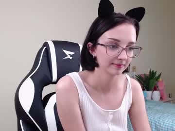 free nude cam girl queen_kitty1818 image #2014167