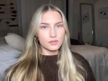 free nude cam girl thezabrina image #3566533
