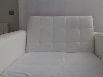 free nude cam girl callme_kim image #2776011