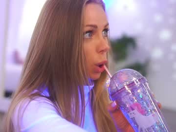free nude cam girl eva_fashionista image #4719503