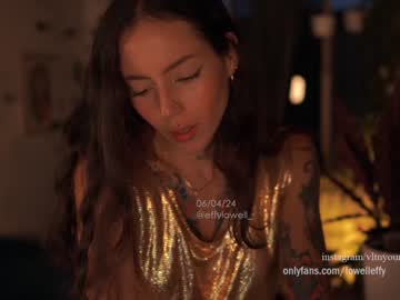 free nude cam girl effylowell_ image #6682026