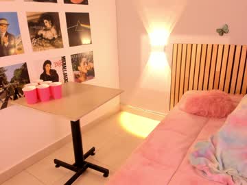 free nude cam girl little_effy18 image #4503257