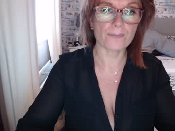 free nude cam girl julia_stits image #232396