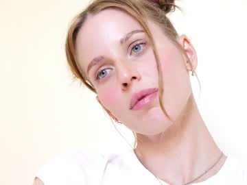 free nude cam girl ellaa91 image #4355642